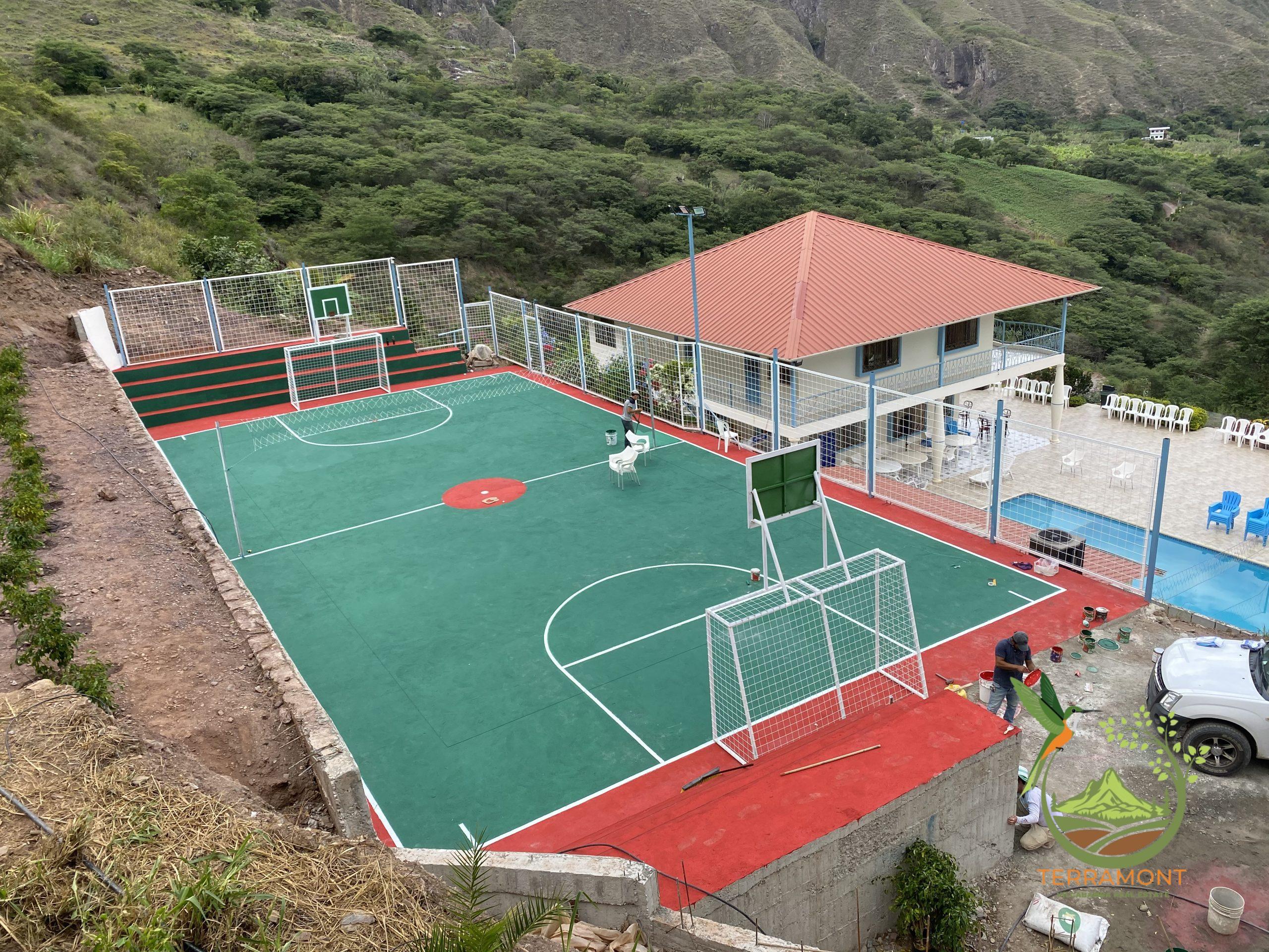 Hermosa Hosteria Cascadas de Chiquil a la Venta