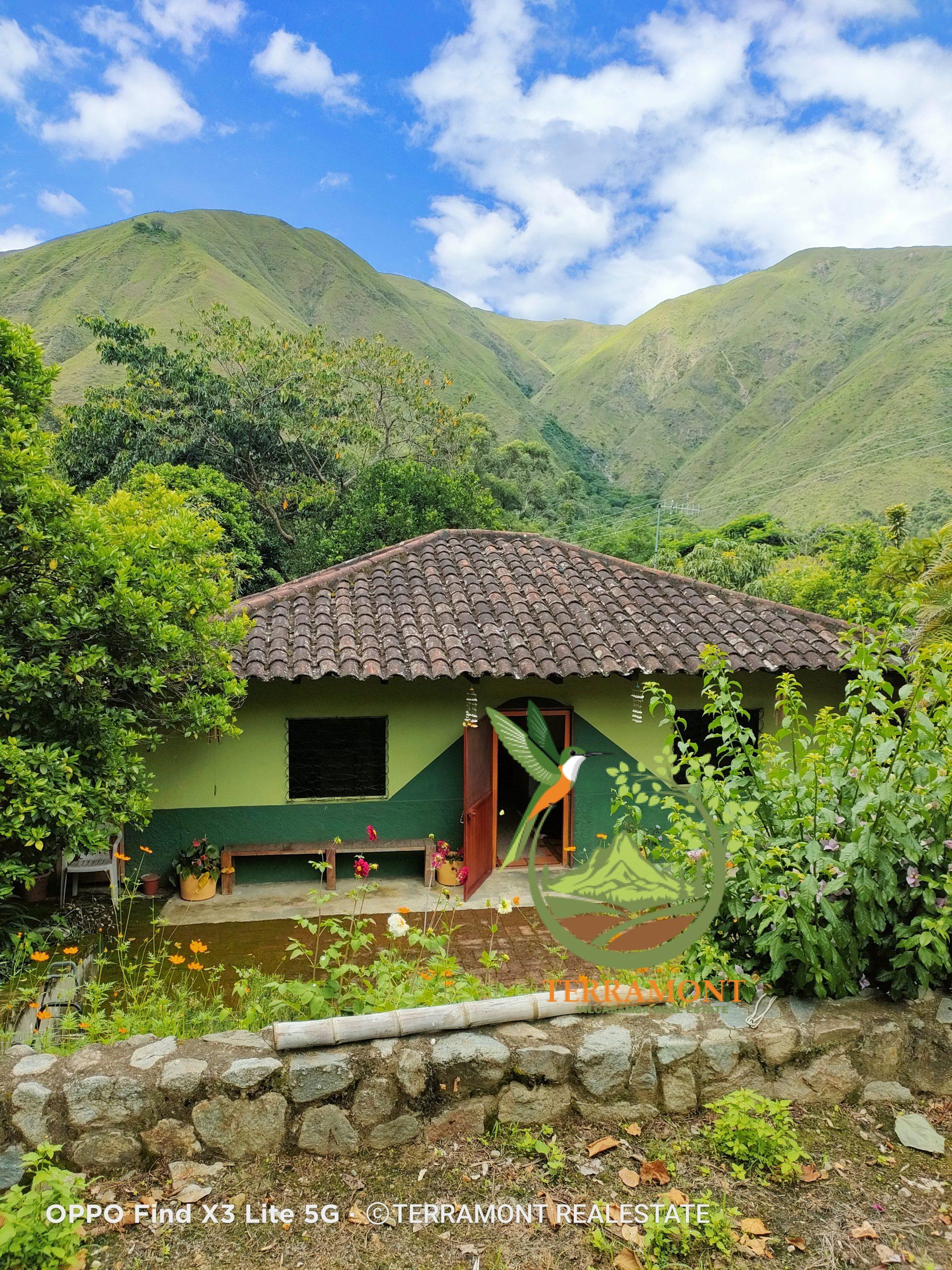 Se Vende Hermosa Casa en Vilcabamba con todo