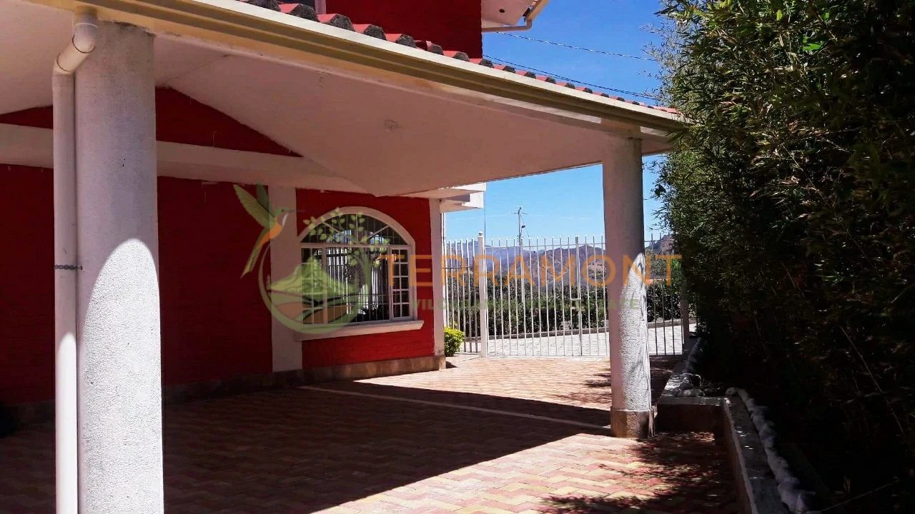 Hermosa Casa de venta en Vilcabamba. Terramont Real State Vilcabamba