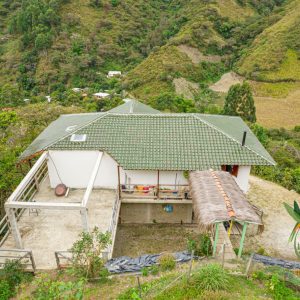 SE VENDE Finca de venta en Vilcabamba 1,3 hectáreas (3,2 acres)