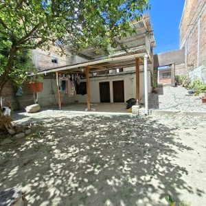SE VENDE CASA EN EL CENTRO DE VILCABAMBA. SOLD, VENDIDO.