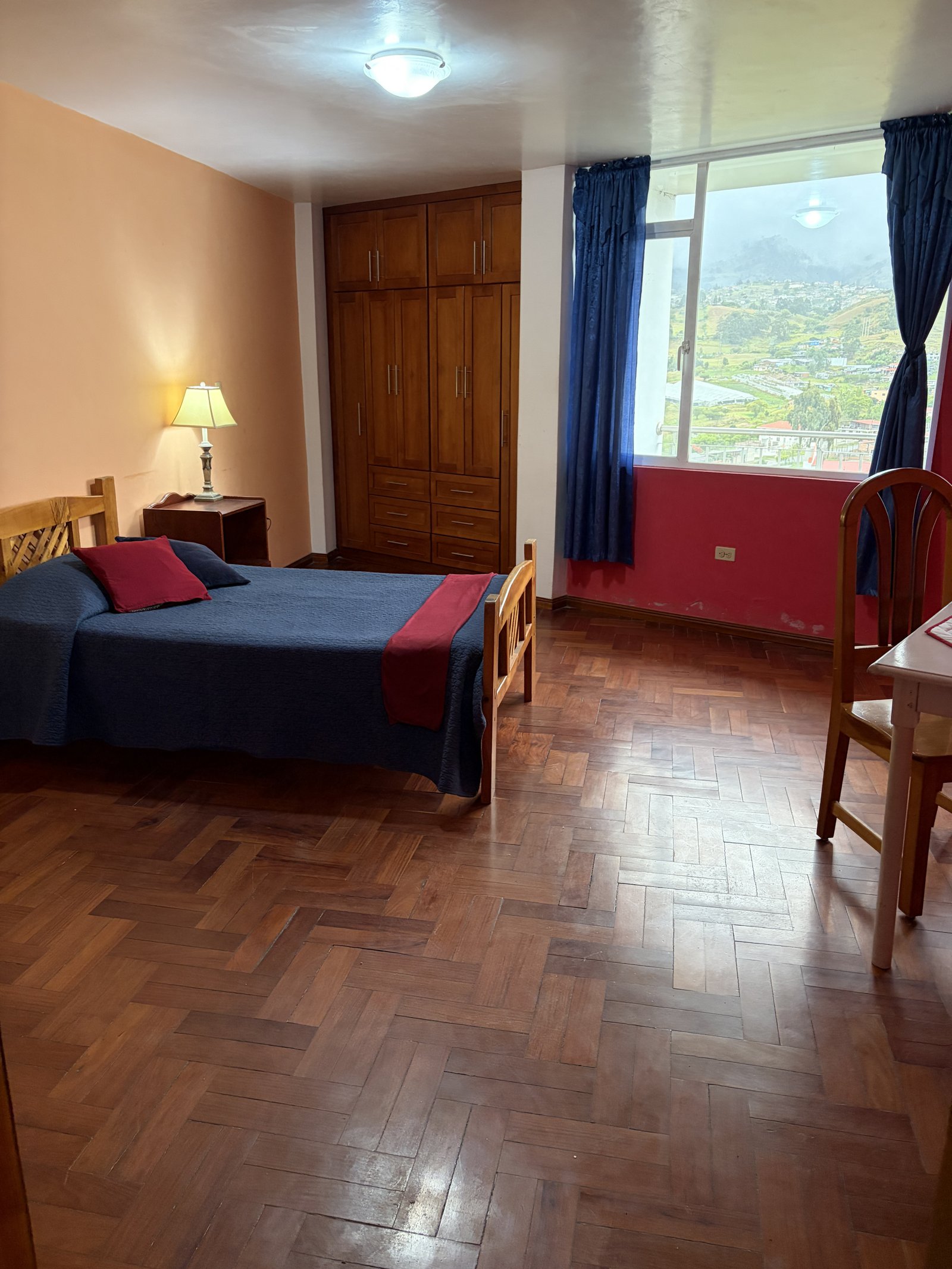 GW 13 dorm cuatro 02.JPG